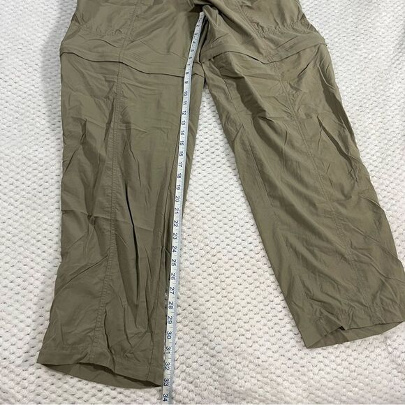 Columbia convertible pants, tan, large, zip off legs. - Picture 3 of 12